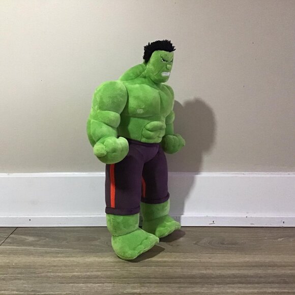 Marvel Super Hero 16” Green Incredible Hulk Plush Toy - Picture 2 of 4